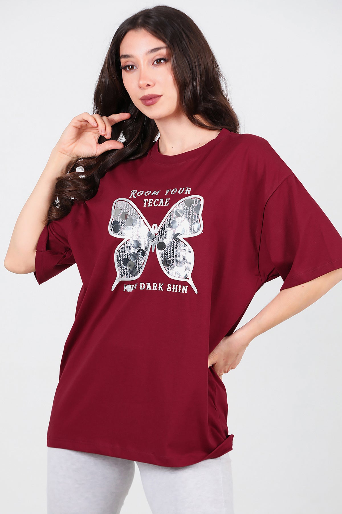 Kadın Bisiklet Yaka Kelebek Pullu T-Shirt Bordo