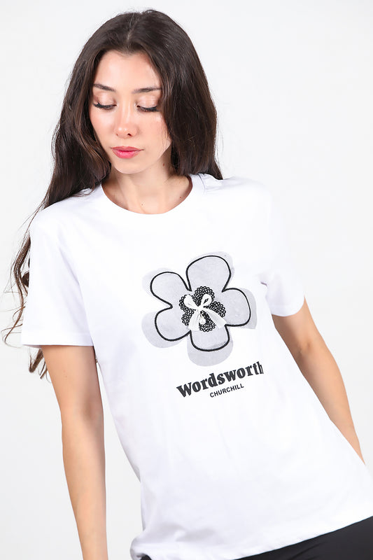 Kadın Fiyonk Nakışlı T-Shirt Beyaz