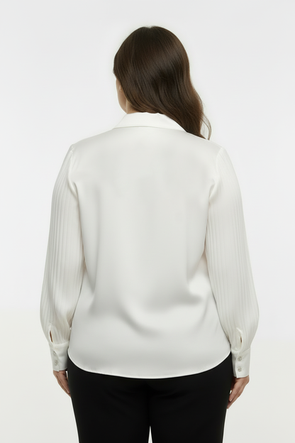 Opulent Büyük Beden Kristal Düğmeli Kolyeli Pileli Manşet Beyaz Saten Gömlek