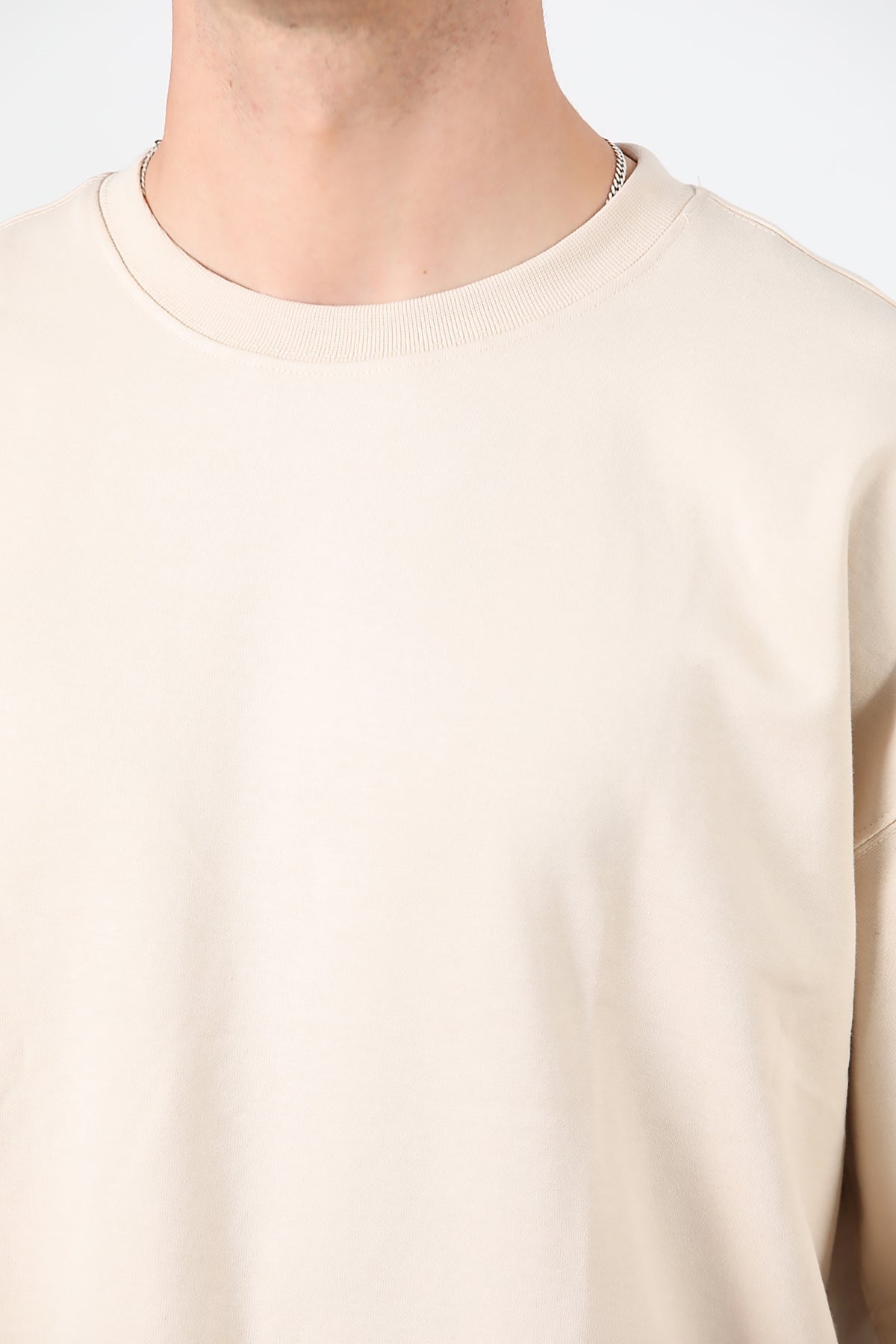 Erkek Bisiklet Yaka Oversize T-Shirt Taş - Kumaş Detayı