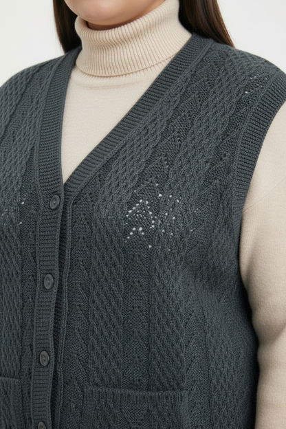 Büyük Beden Örgü Yelek Füme - Detay Çekim