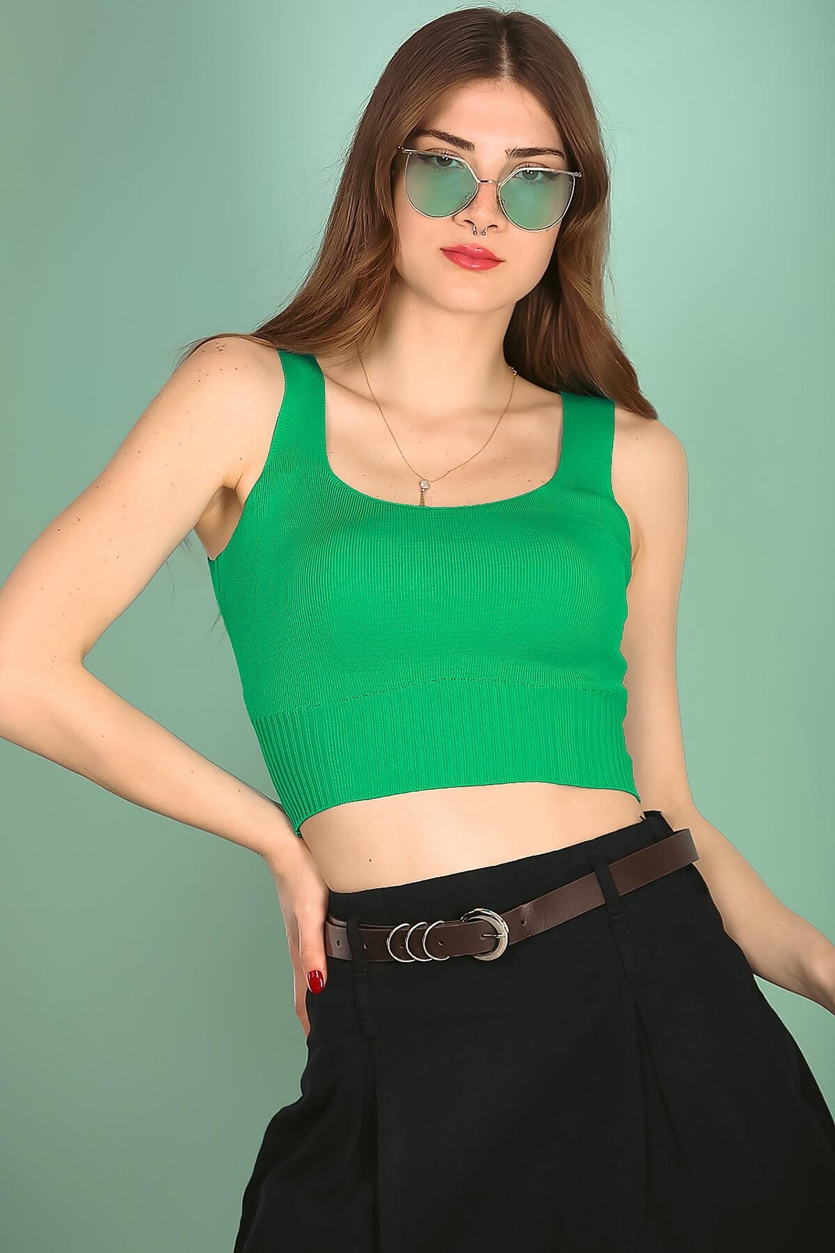 Kadın Askılı Crop Bluz Yeşil - Ön Görünüm
