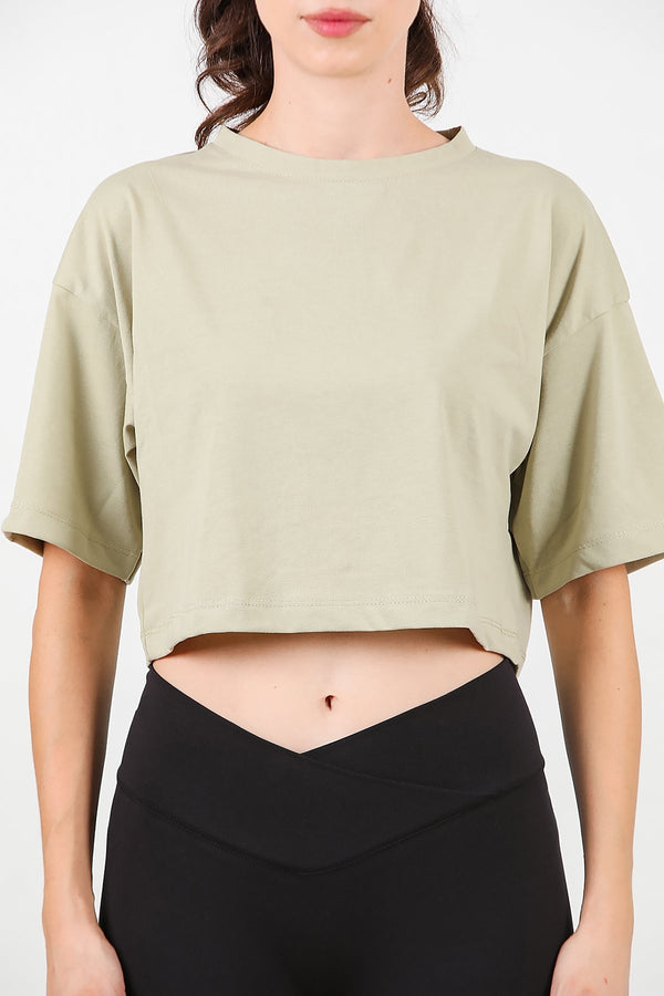 Kadın Bisiklet Yaka Kısa Tshirt Haki - Model Üzerinde Görünüm