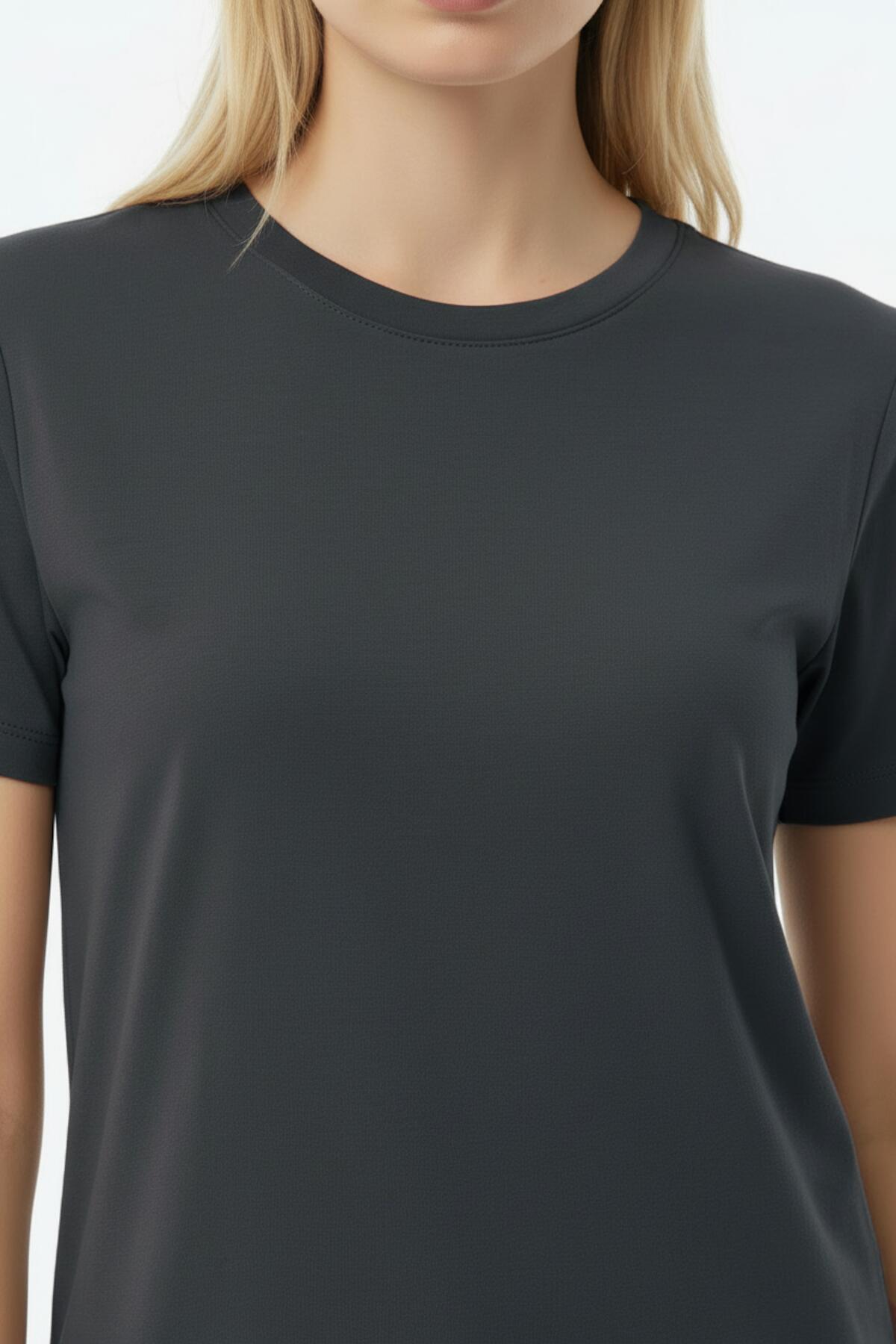 Kadın Bisiklet Yaka Tshirt Füme - Detay Görünümü