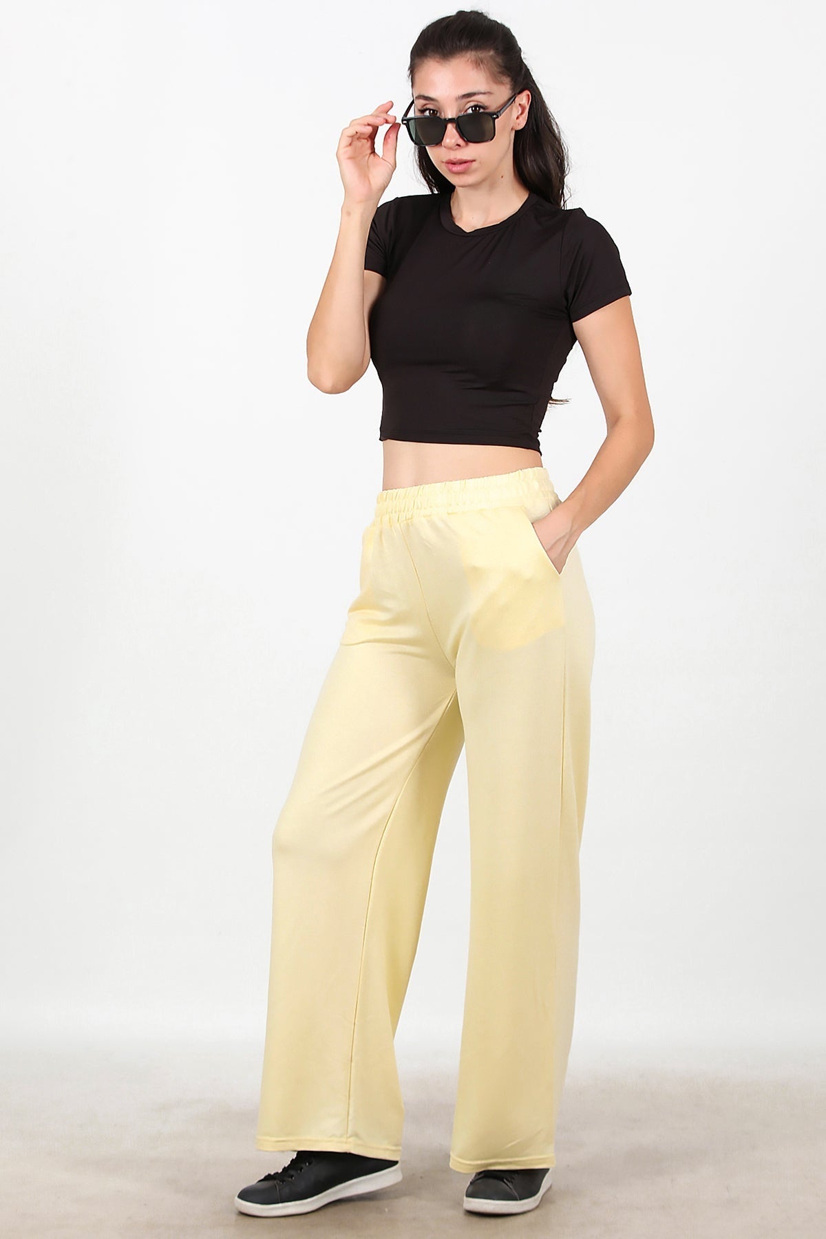 Kadın Bol Paça Cepli Eşofman Sarı - Yandan Görünüm