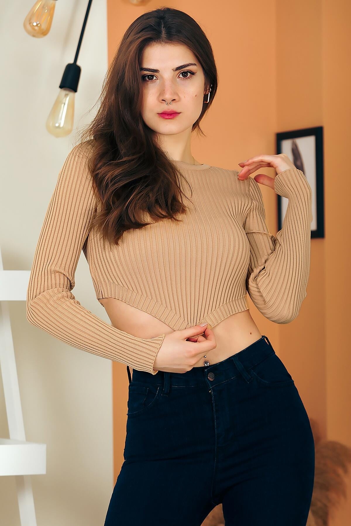 Kadın Crop Fitilli Triko Bluz Bej - Yandan Görünüm