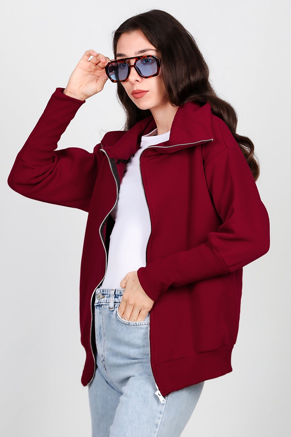 Kadın Dik Yaka Fermuarlı Sweat Bordo - Yakın Çekim Detay