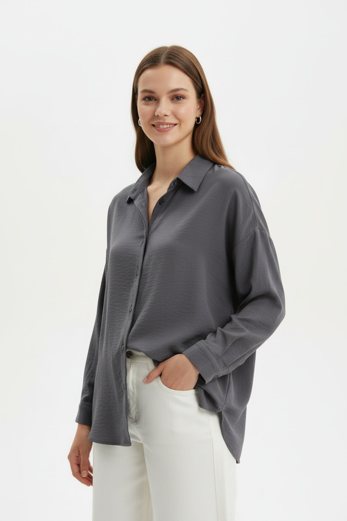 Kadın Düğmeli Oversize Gömlek Füme - Ön Görünüm