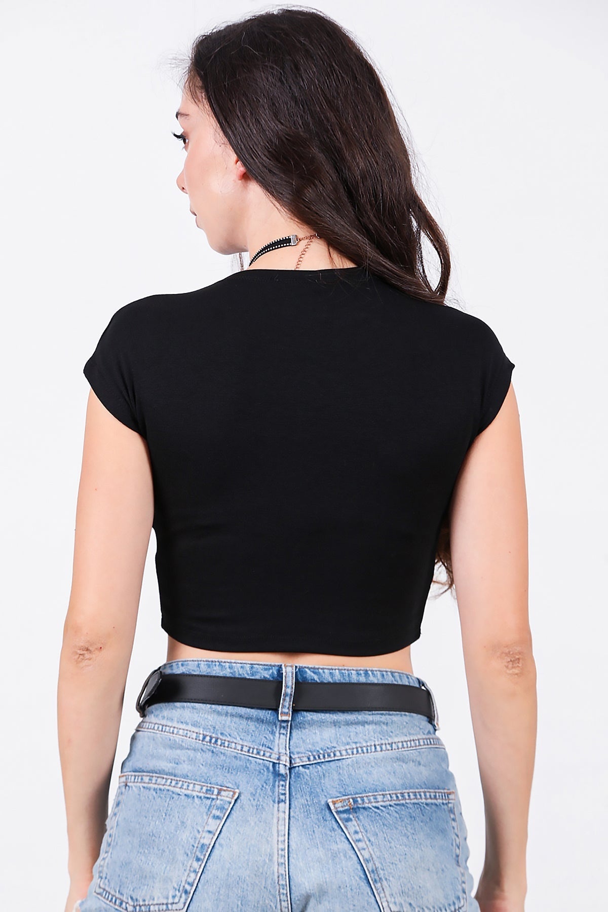 Kadın Düşük Omuz Kısa Tshirt Siyah - Kumaş Detayı