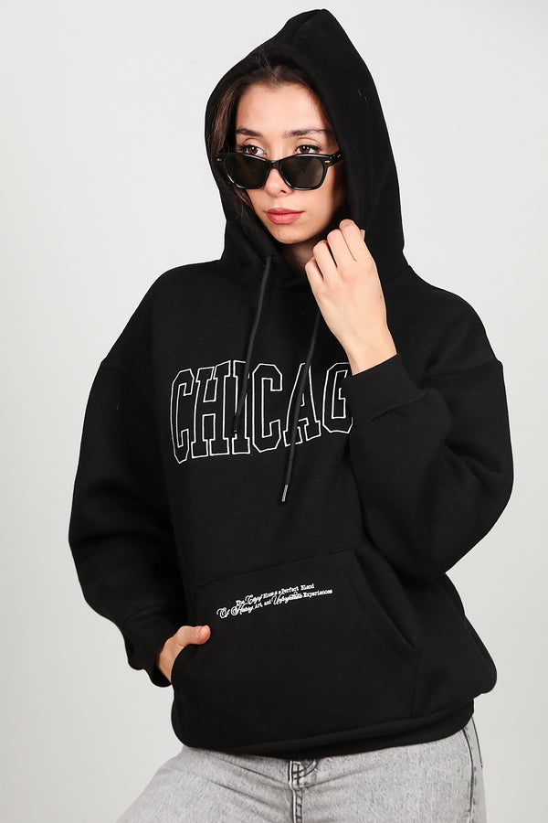 Kadın Kapüşonlu Sweat Siyah - Model Üzerinde Görünüm