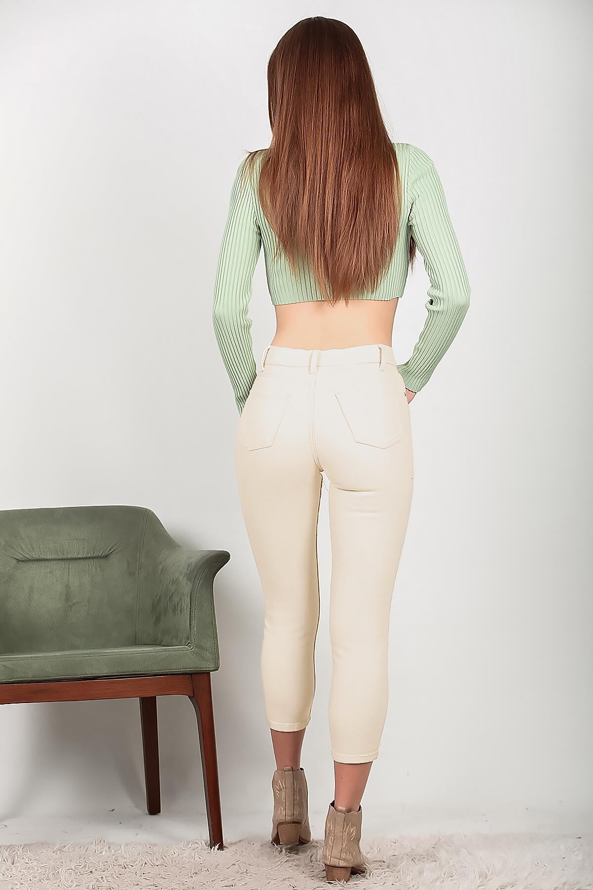 Kadın Mom Jeans Pantolon Bej - Kumaş Detayı
