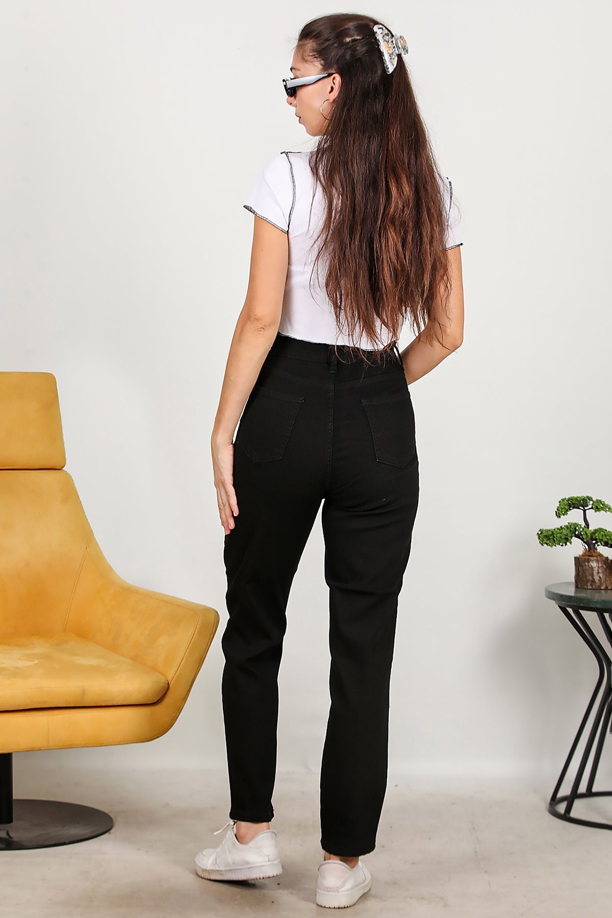 Kadın Mom Jeans Pantolon Siyah - Kumaş Detayı