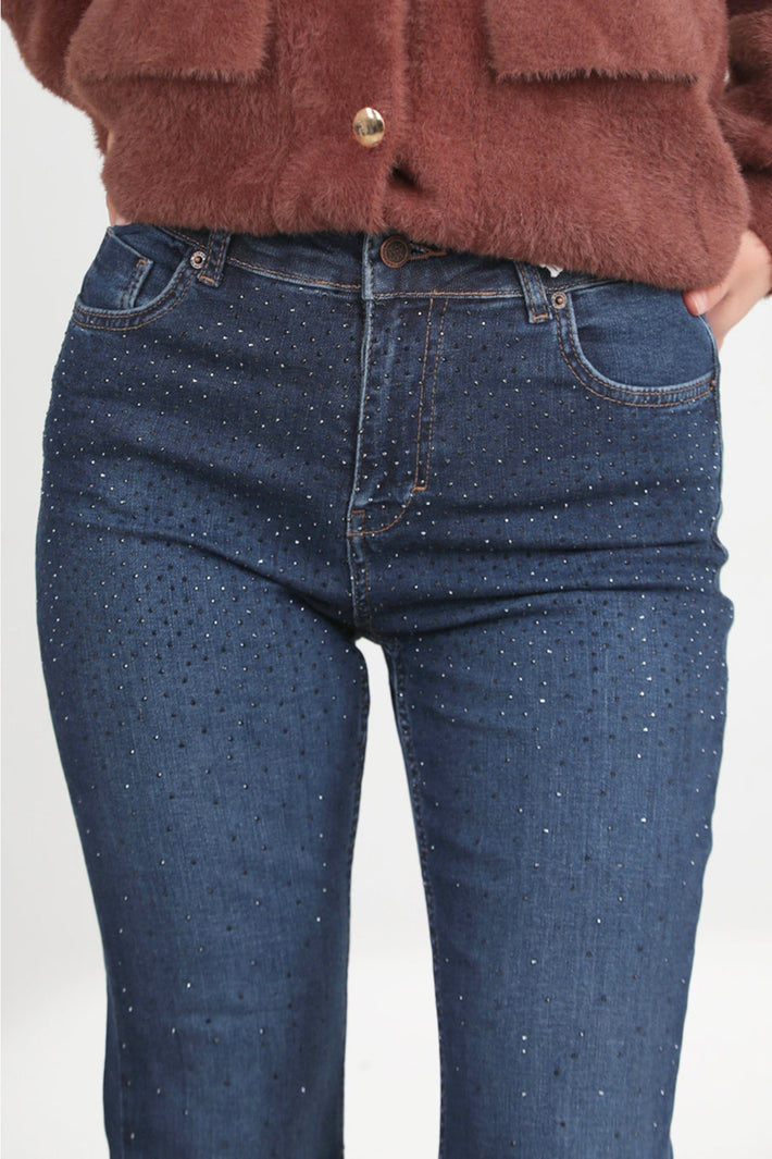 Kadın Taşlı Paça Püsküllü Kot Pantolon Kot - Model Üzerinde Görünüm