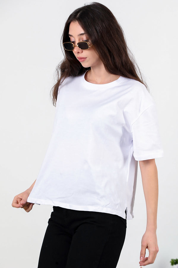 Kadın Yan Yırtmaçlı Bisiklet Yaka Oversize Tshirt Ekru - Arka Görünüm