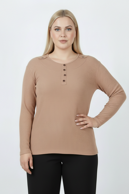 Refina Büyük Beden Önü Ve Yaka Düğmeli Bluz Bej