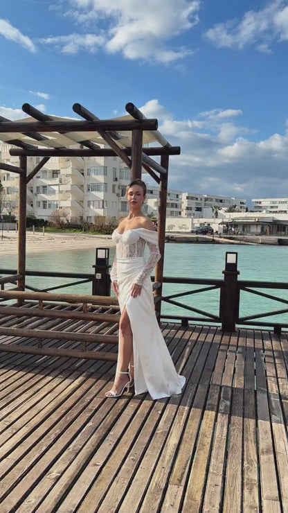 Kadın Pul İşlemeli Yırtmaçlı Uzun Saten Abiye  Ekru