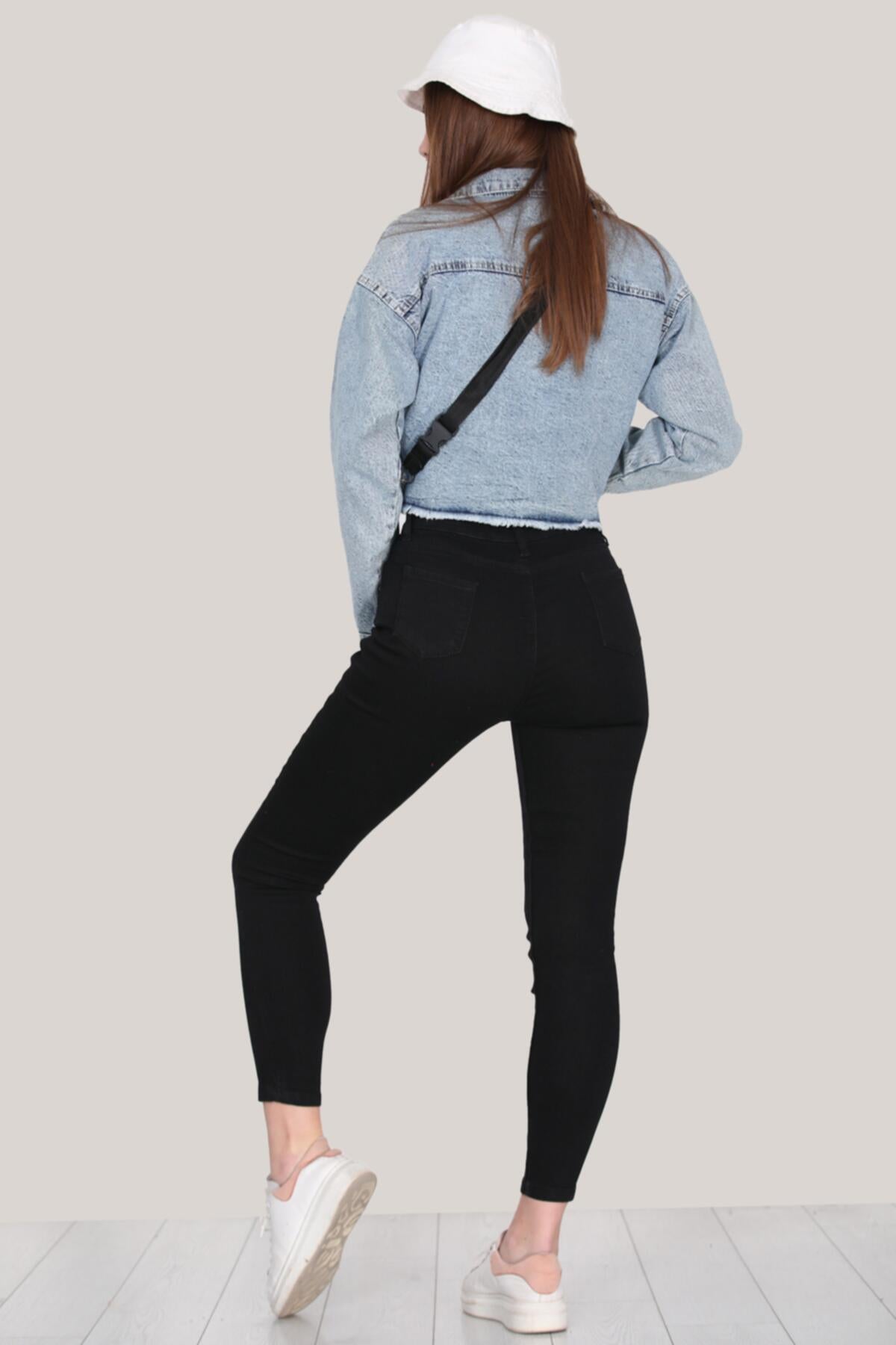 Skinra Kadın Dar Paça Kot Pantolon Siyah - Yakın Çekim Detay