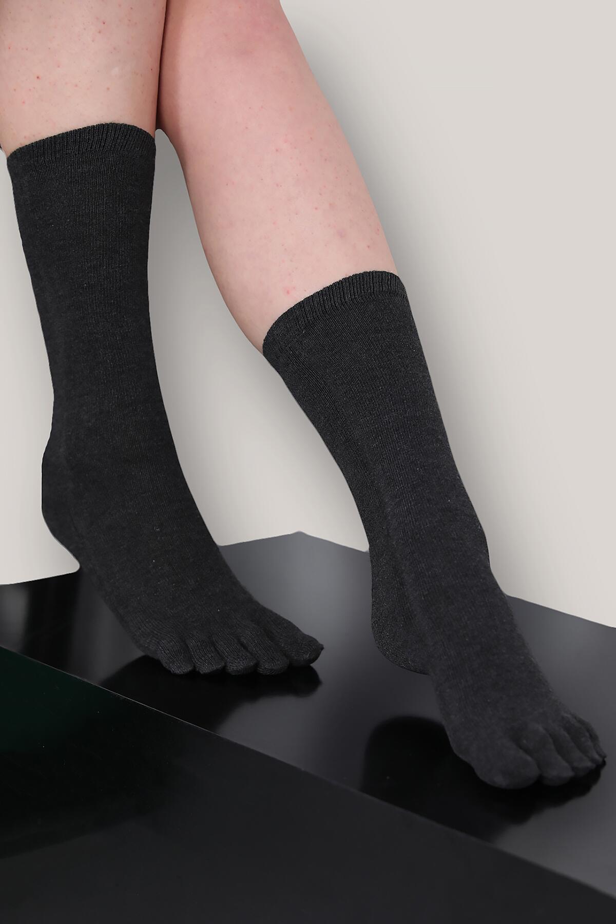 Kadın Parmak Çorap Siyah | Patırtı