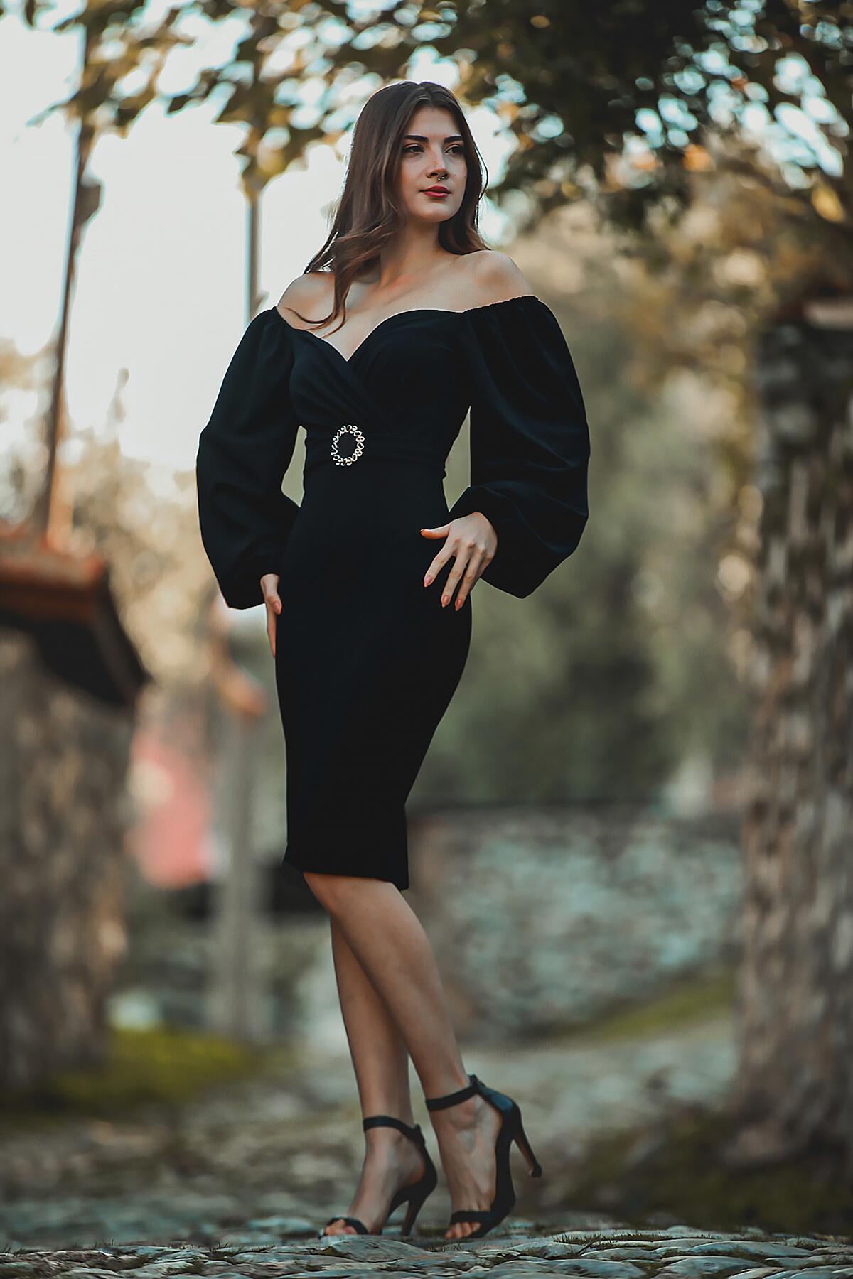 Kadın Kruvaze Yaka Balon Kollu Kemer Detaylı Kısa Elbise Siyah | Patırtı