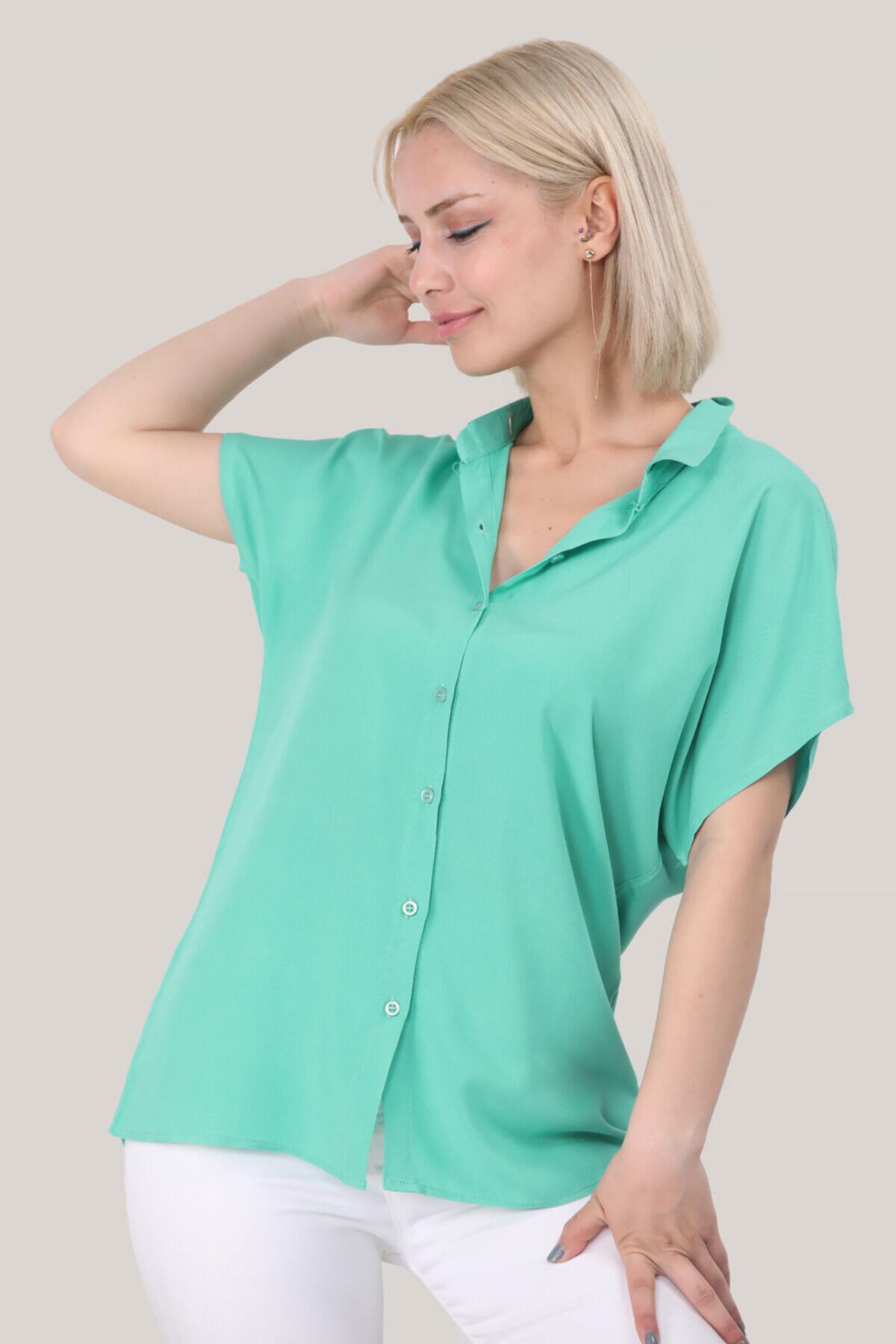 Kadın Kısa Kol Gömlek Su Yeşili | Patırtı